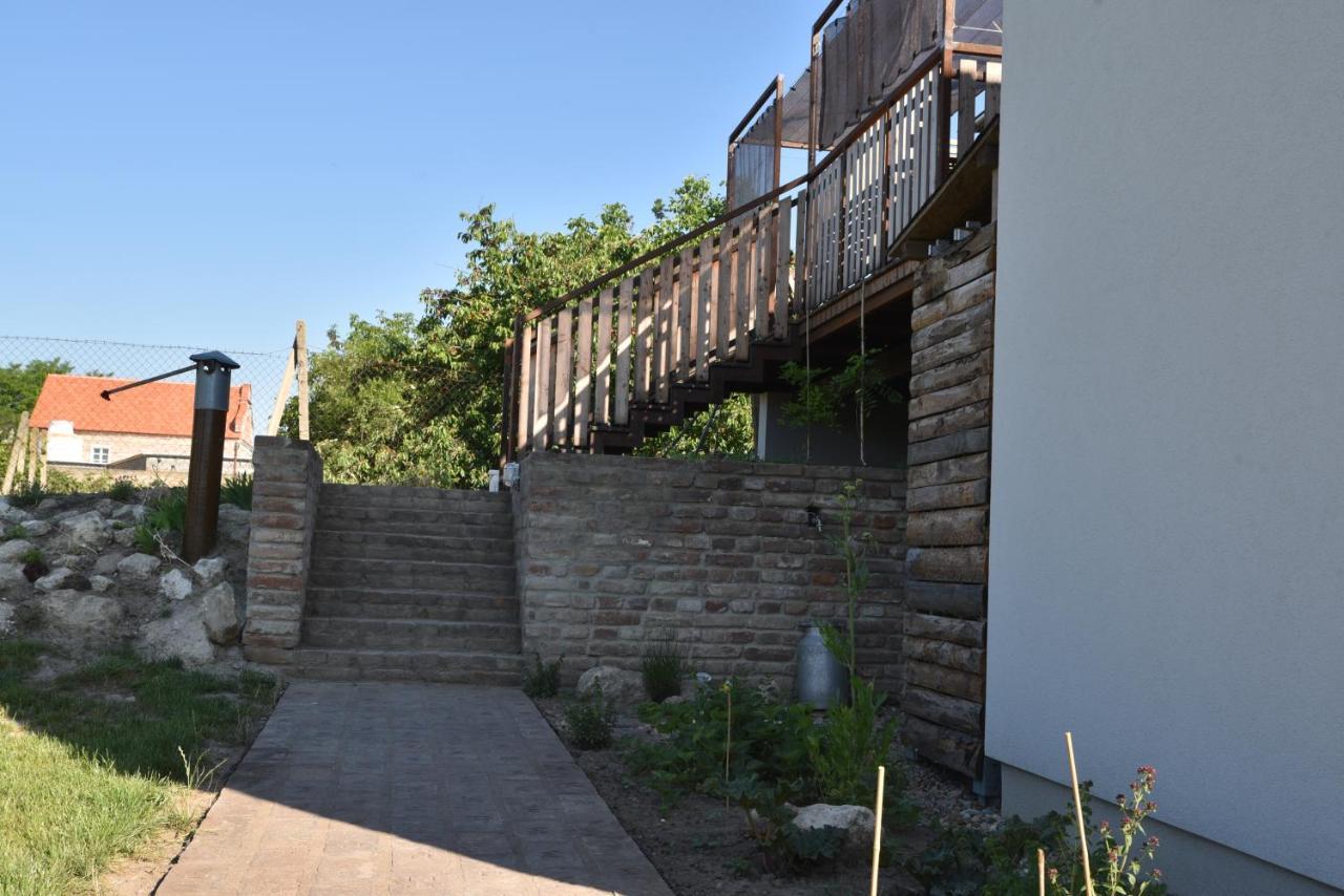 Vila Vlastovka Bulhary Exterior photo